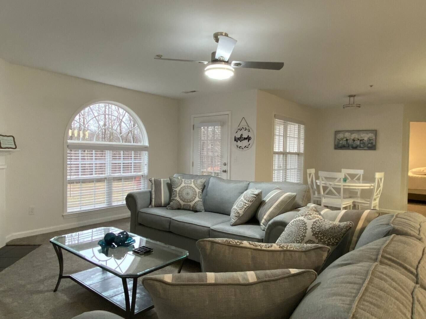 2 Miles From HPU & Fnt Market!