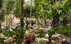 Garden - Artemisia Domus - Giardino (Naples)