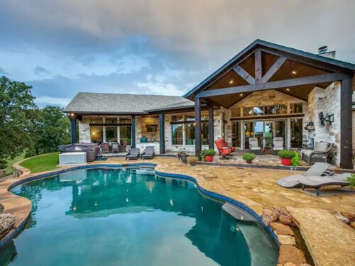 Hilltop Ranch-Pool