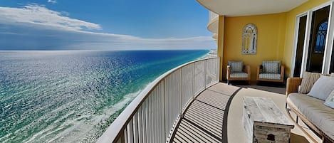 Condo, Multiple Beds, Balcony, Ocean View (#2208) | Property grounds