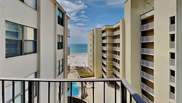 Condo, Multiple Beds, Balcony, Ocean View (505) | Property grounds