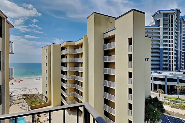Condo, Multiple Beds, Balcony, Ocean View (505) | Property grounds
