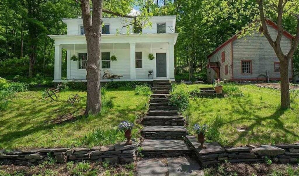 Hudson Valley 1845 Greek Revival Mountain Home