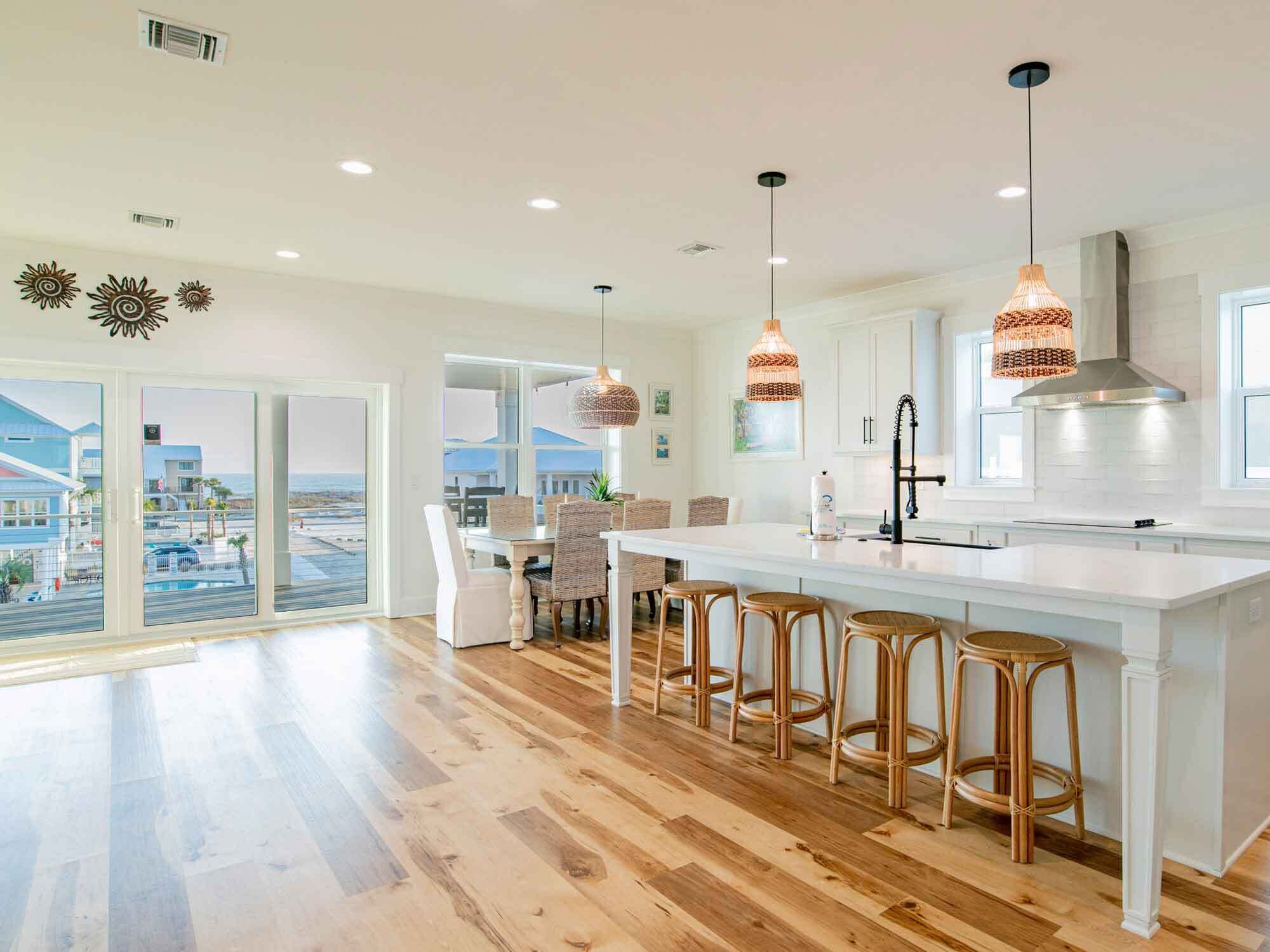 House, Multiple Beds, Balcony | Private kitchen | Fridge, microwave, oven, stovetop