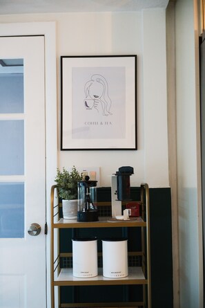 Interior - 3BR/2BA Chic and Tranquil Magnolia House Near Boston (Everett)