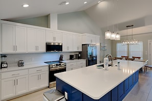 House, Multiple Beds, Patio, Pool View | Private kitchen