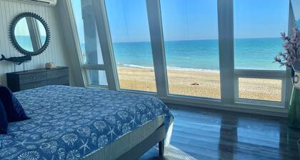 OCEANFRONT Luxury 5 Bedroom house, Heated Pool, Jacuzzi. Sleeps 12