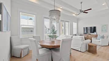 Condo, Multiple Beds, Patio | Dining