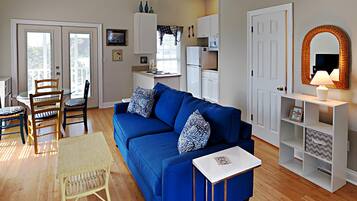 House, 1 King Bed with Sofa bed, Balcony, Ocean View | Living area | 40-inch flat-screen TV with digital channels, TV