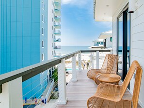 Maison, plusieurs lits, balcon, vue océan | Enceinte de l’hébergement