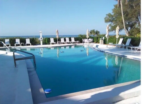 Cozy private beach condo