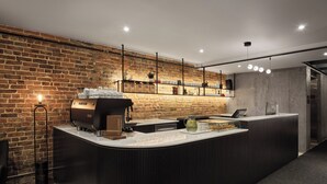 Reception - Le Petit Hôtel Vieux-Montréal | Notre-Dame (Montreal)
