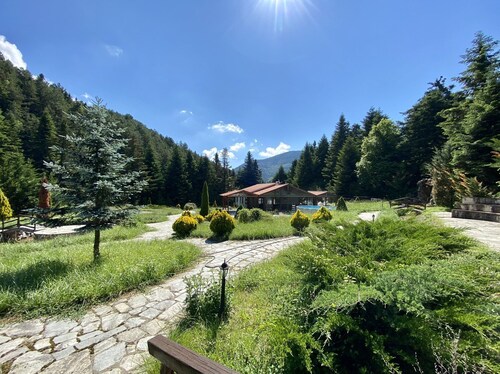 ECO Villa Olympus With Sauna Surrounded by Mountains and Forest