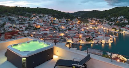 Luxurious Seaside Villa. Stunning Views, Private Pool, Spacious Outdoor Living.