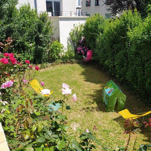 Belle maison 10 minutes à vélo lac et vieille ville