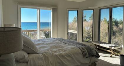 Beach House Beauty on Lake Michigan!