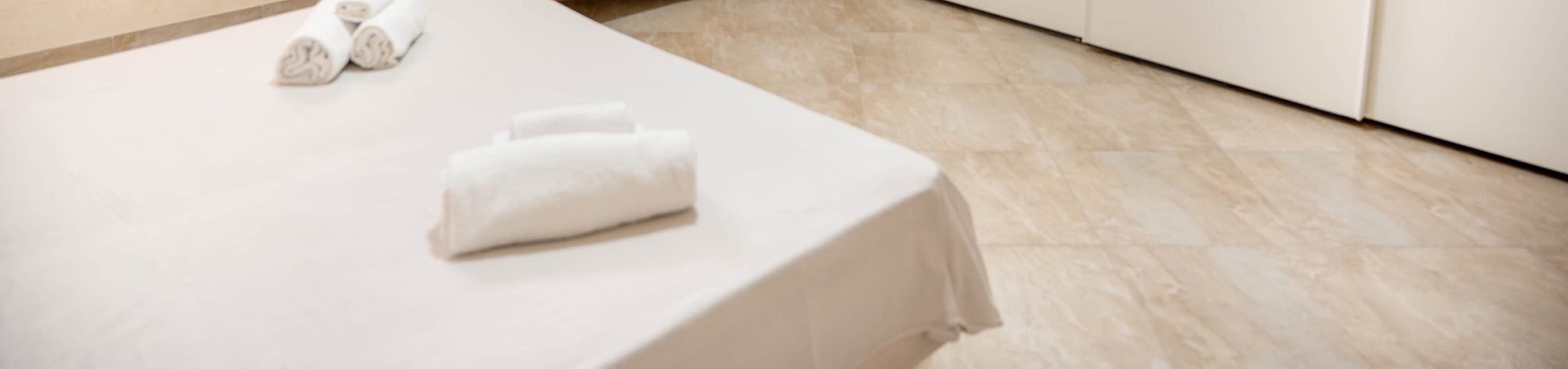 1 quarto, roupa de cama