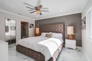 4 dormitorios, tabla de planchar con plancha, wifi gratis y ropa de cama