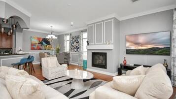 Smart TV, fireplace, computer monitors