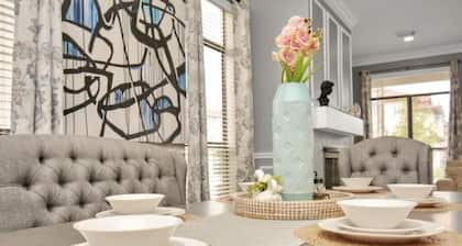 Modern | Luxe | 3BR/3.5Ba Spacious Home | Walkable