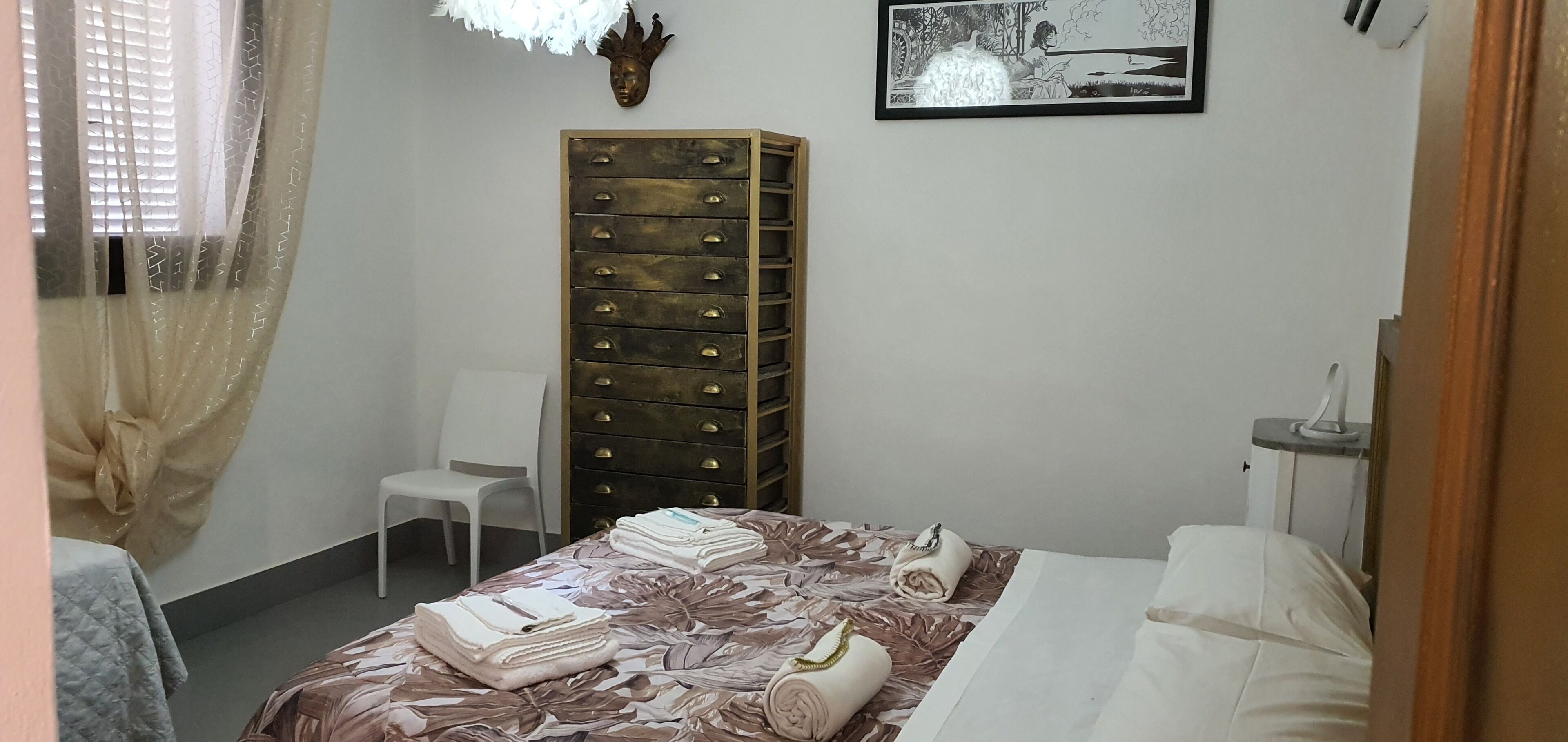 RELAX DomusAuroom-private garden, wifi, parking, free bike! 5 min from the sea