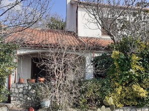 Exterior - Apartments Rudi - One Bedroom Apartmen with Terrace and Sea View (Klenovica)