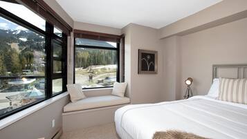 2 Schlafzimmer, Bügeleisen/Bügelbrett, kostenloses WLAN