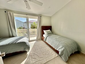 2 chambres, fer et planche à repasser, Wi-Fi gratuit, draps fournis