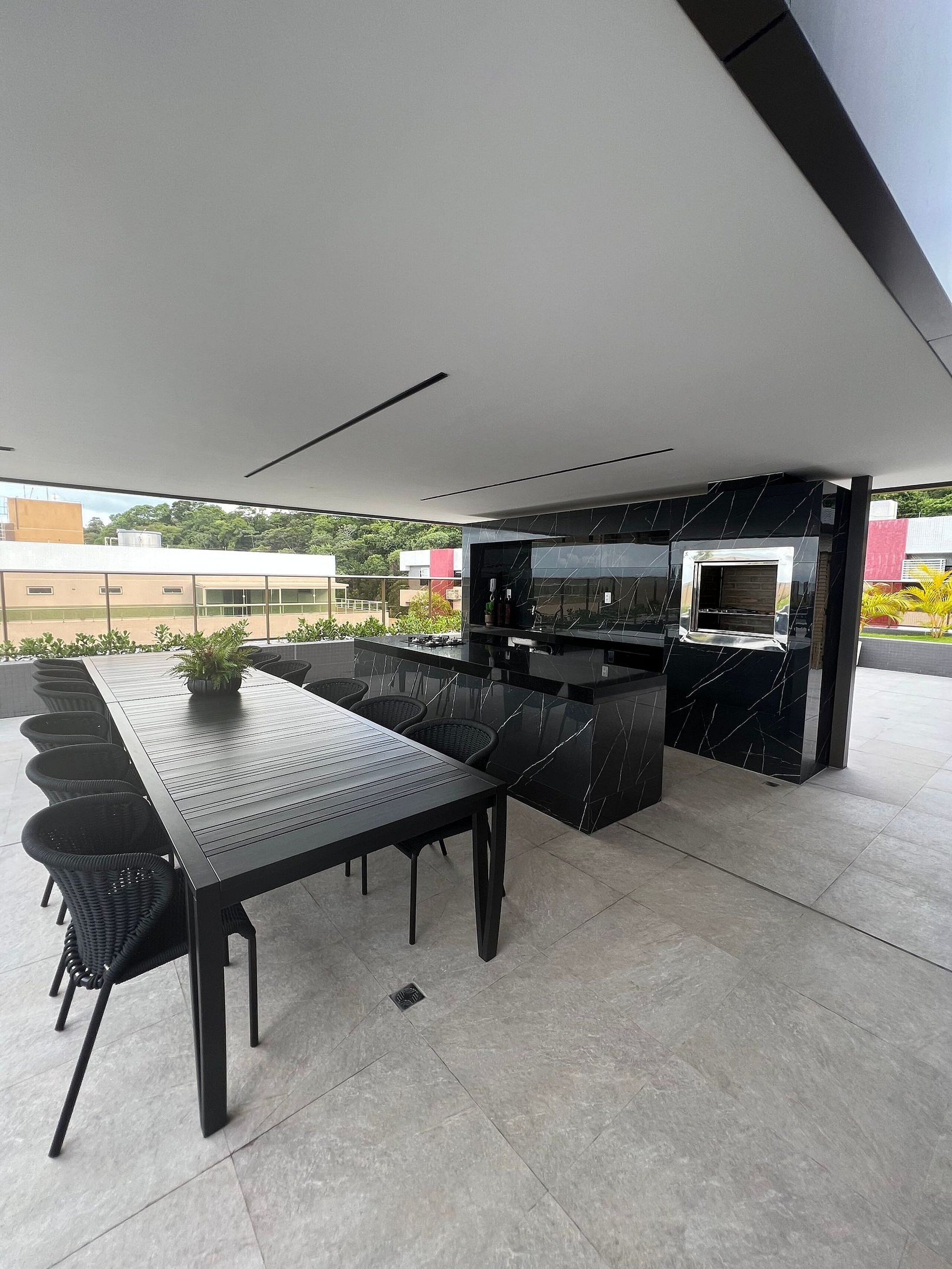 Classic Studio | Outdoor dining