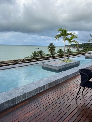 Superior Apartment | Pool | Outdoor pool - Unity Suites (João Pessoa)