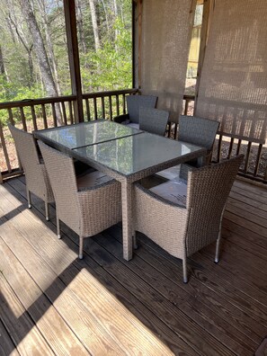 Outdoor dining - #7 High Country Haven Camping and Cabins  (Franklin)