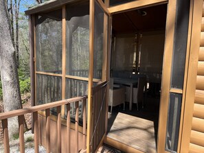 Outdoor dining - #7 High Country Haven Camping and Cabins  (Franklin)