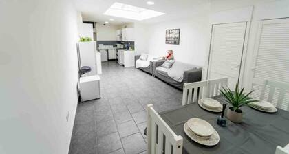Cosy Studio Close to the University
