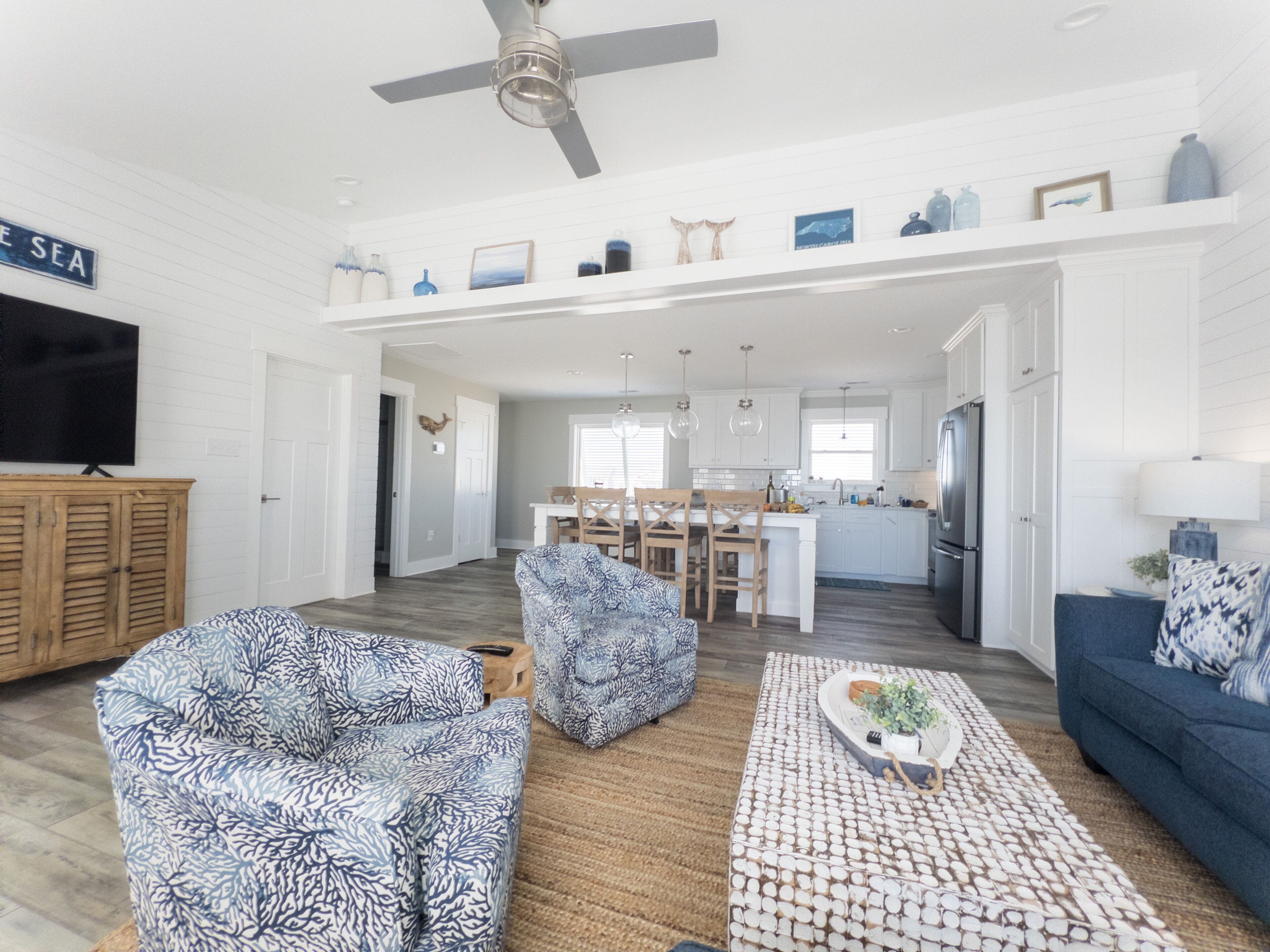 ☀️NEW FOR 2023 - FULLY RENOVATED - Oceanfront 4BR/3BA - Sleeps 8 - Private Beach☀️