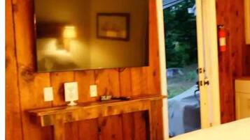 1 Schlafzimmer, Bügeleisen/Bügelbrett, kostenloses WLAN, Bettwäsche