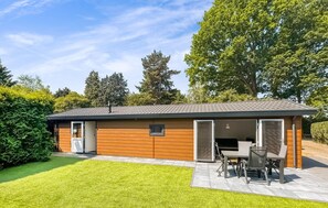 Outdoor dining - Stunning (sta)caravan in Putten (Putten)