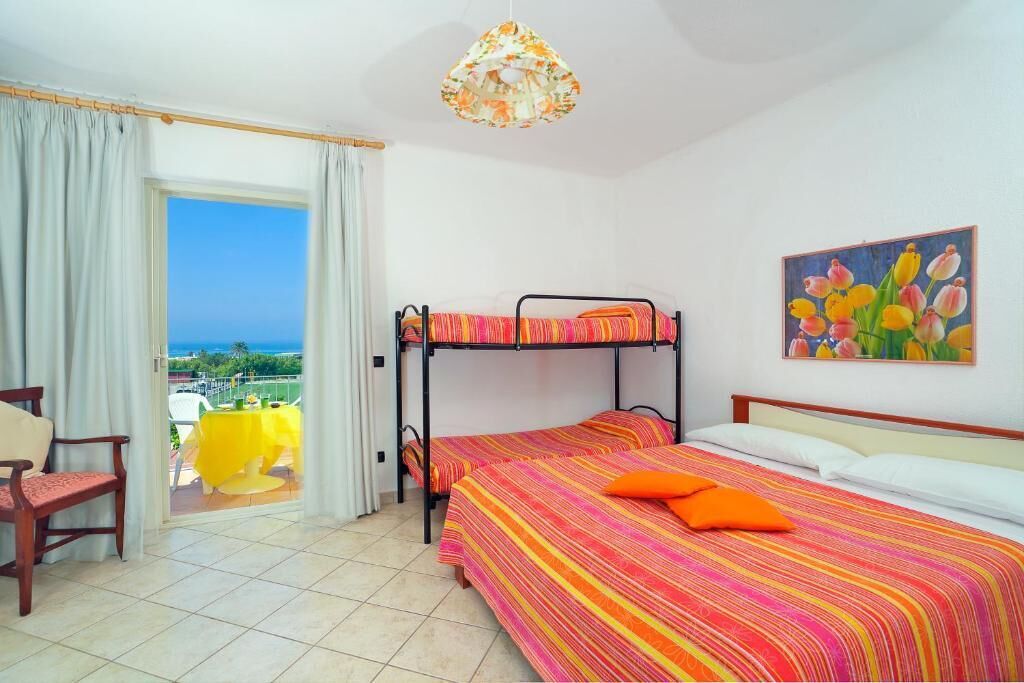 华丽客房 | 免费 WiFi、床单