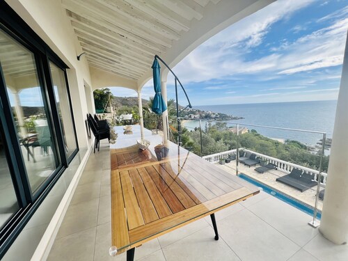 MAISON PARADISIAQUE A ROSAS A PROXIMITE DES PLAGES