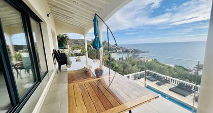 MAISON PARADISIAQUE A ROSAS A PROXIMITE DES PLAGES