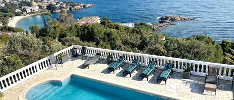 Alberca al aire libre