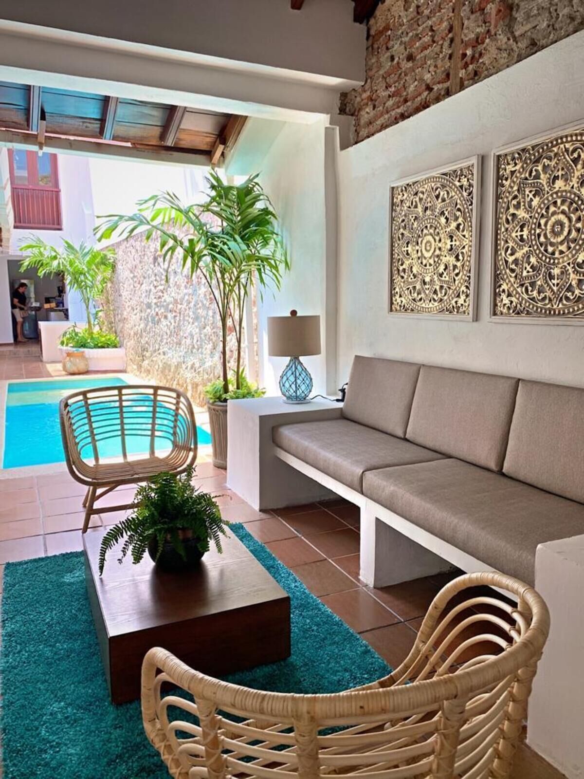 CAR 6BR The Mariana House + Free Bonus