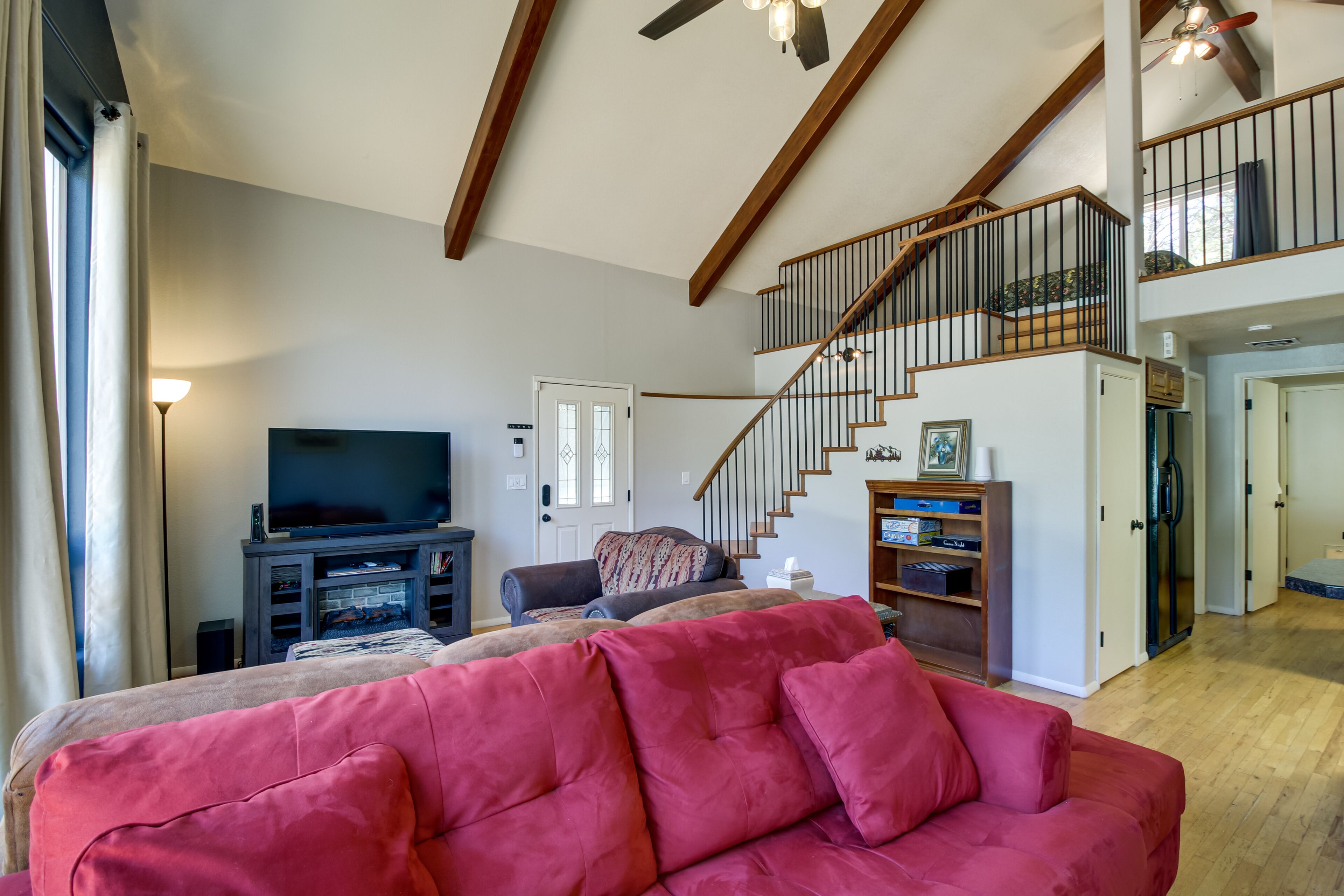 Show Low Cabin ~ 3 Mi to Fool Hollow Lake!