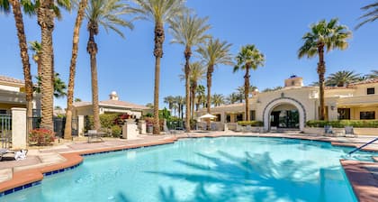 Pool & Hot Tub Access: La Quinta Vacation Home