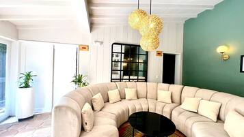 Villa | Living area | Smart TV