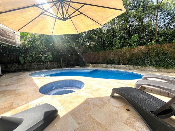 Piscine extérieure