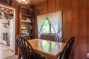 Dining - Cozy Cabin with an RV &Camper Hookup 
Pet Friendly 
Peaceful & Relaxing  (Bath)
