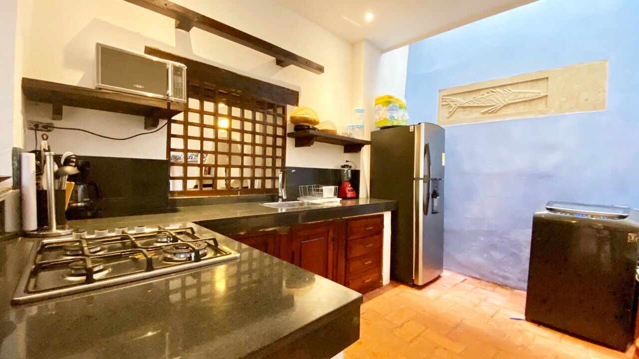 CAR 5BR House of Sierpe + Free Bonus