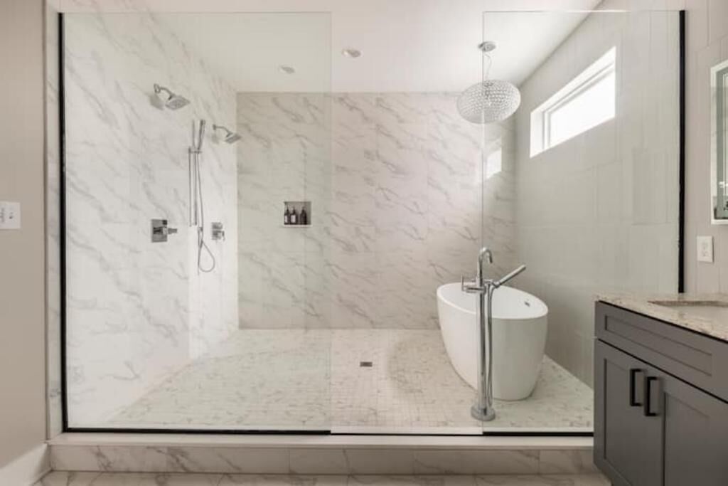 HGTV Luxury Design*Chef Kitchen*Roof Top Deck*W/D