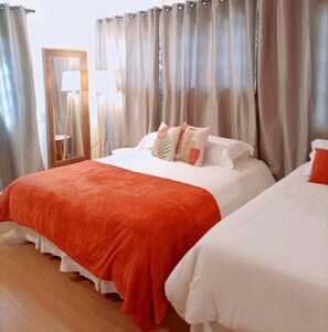 Economy Triple Room | Free WiFi, bed sheets - Pousada Confraria da Terra (Campos do Jordão)