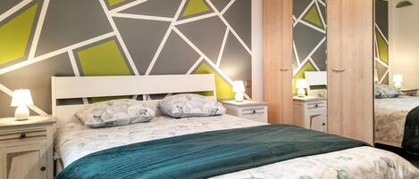 3 bedrooms, travel cot, free WiFi